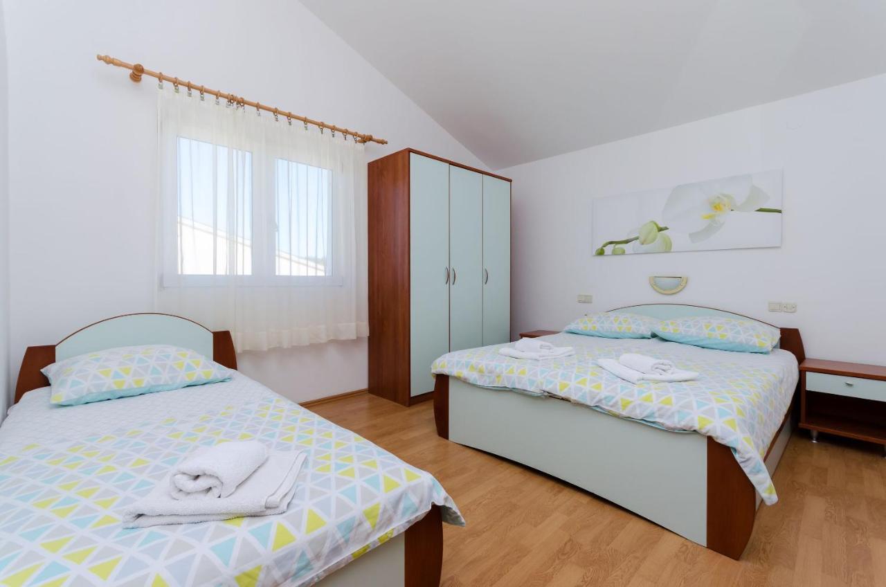 Apartments Marija P Lopar Exterior foto