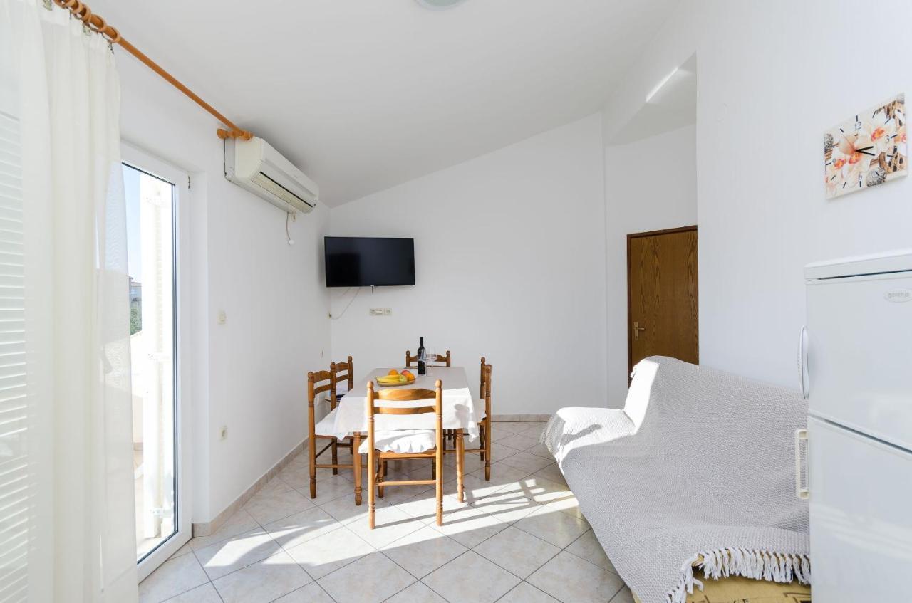 Apartments Marija P Lopar Exterior foto